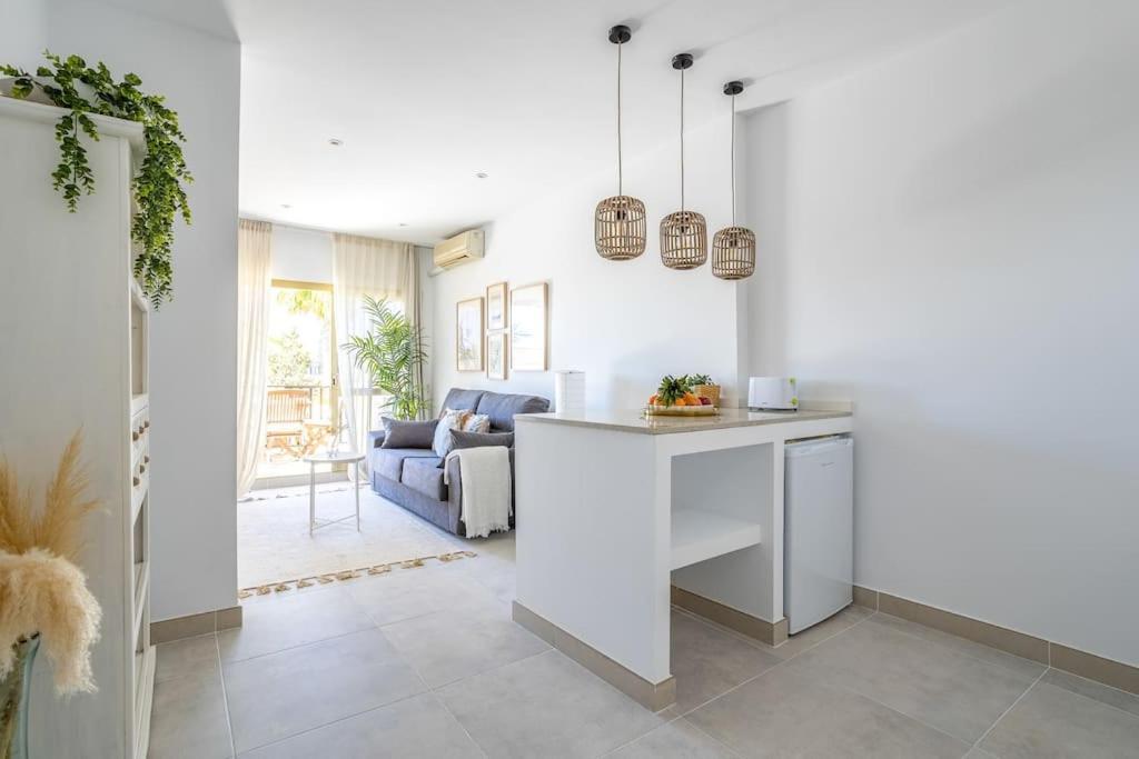 Oleholidays 726 Romana Playa Junto Al Mar Apartamento *